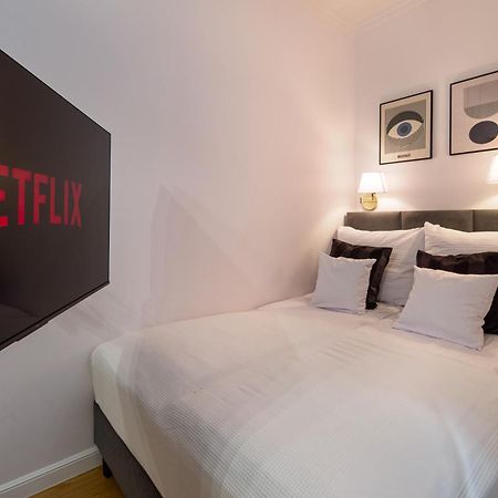 Discover Krakow Apartments - Lubomirskiego St - Classic & Modern - Near Main Station, Netflix And Ac المظهر الخارجي الصورة