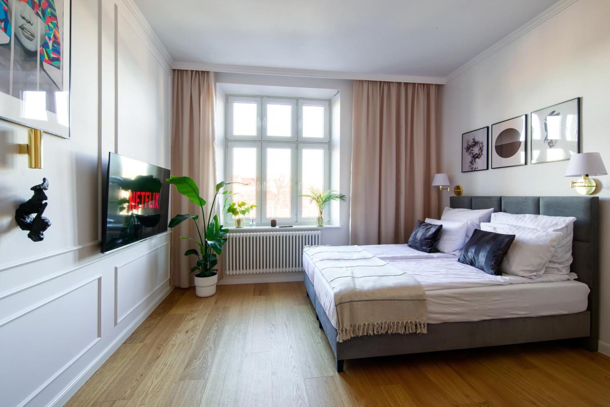 Discover Krakow Apartments - Lubomirskiego St - Classic & Modern - Near Main Station, Netflix And Ac المظهر الخارجي الصورة