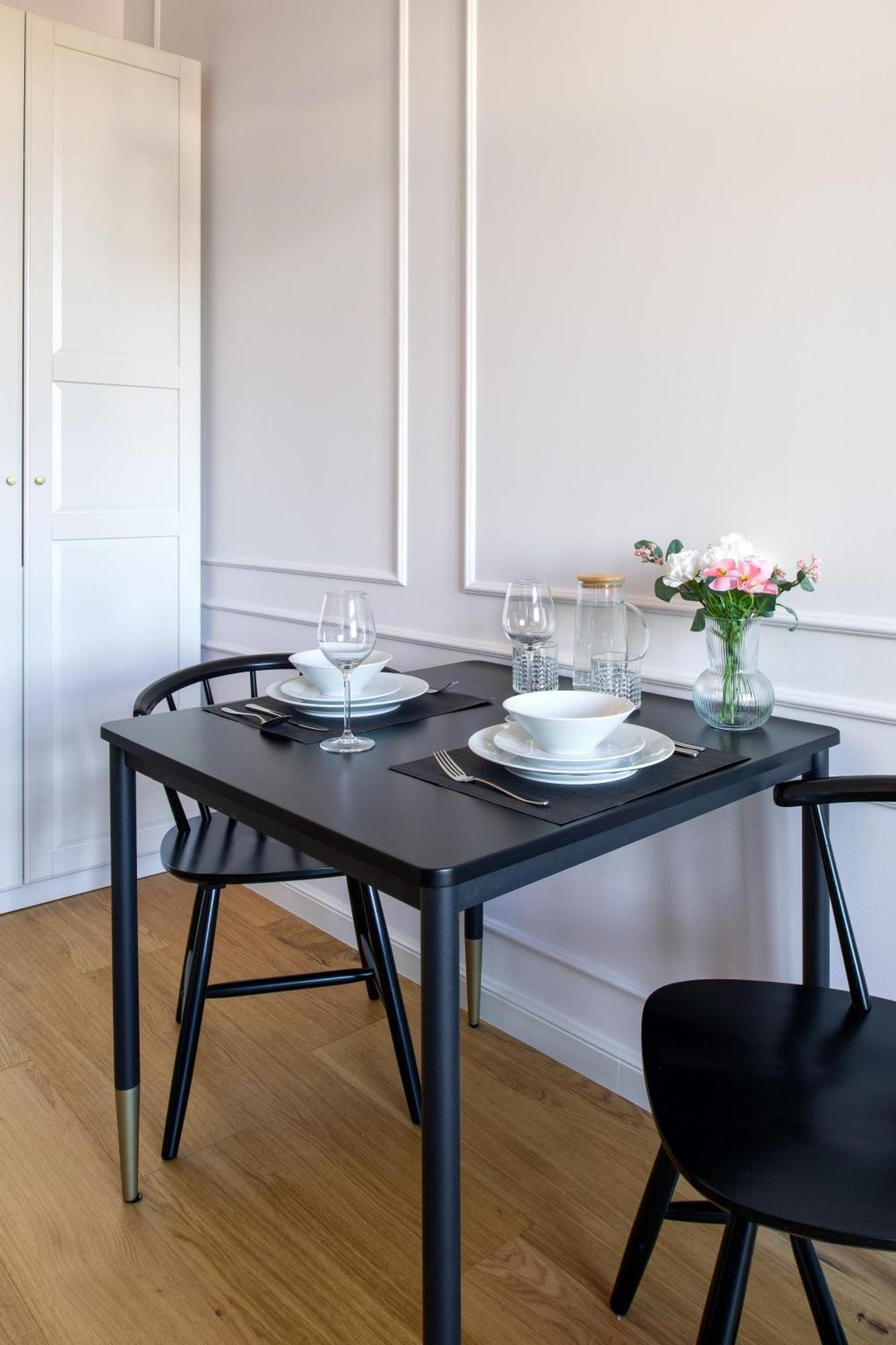Discover Krakow Apartments - Lubomirskiego St - Classic & Modern - Near Main Station, Netflix And Ac المظهر الخارجي الصورة