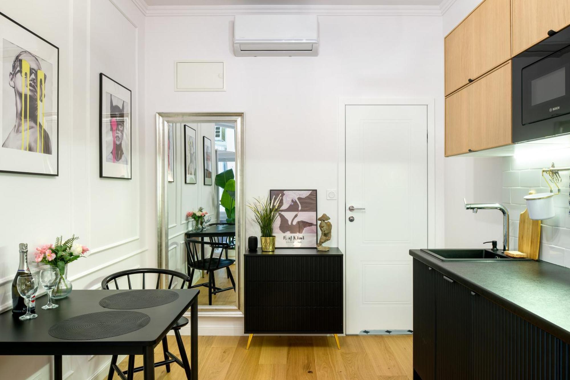 Discover Krakow Apartments - Lubomirskiego St - Classic & Modern - Near Main Station, Netflix And Ac المظهر الخارجي الصورة