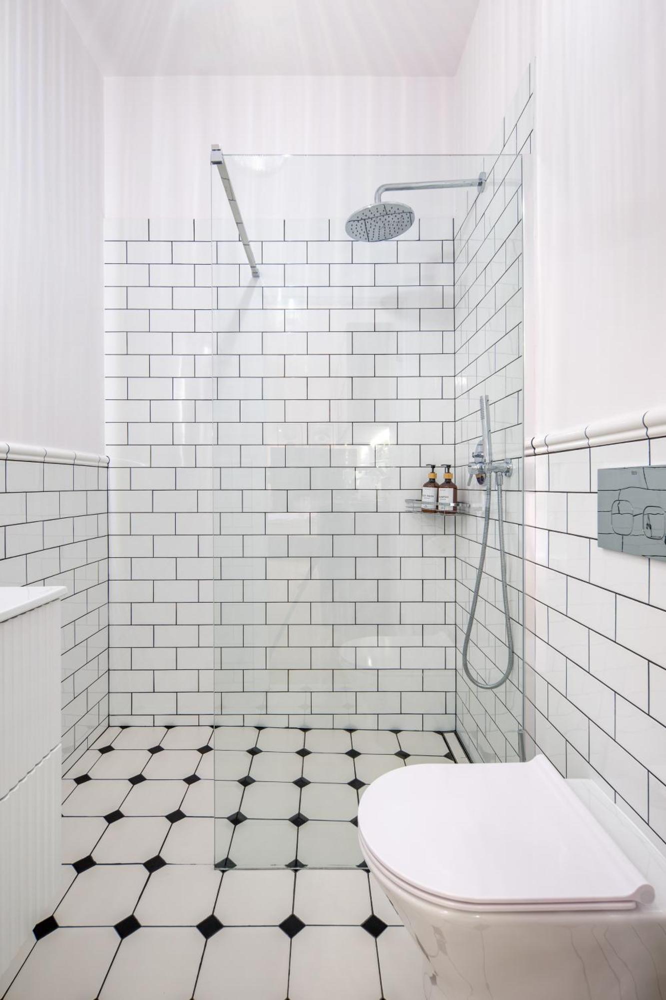 Discover Krakow Apartments - Lubomirskiego St - Classic & Modern - Near Main Station, Netflix And Ac المظهر الخارجي الصورة