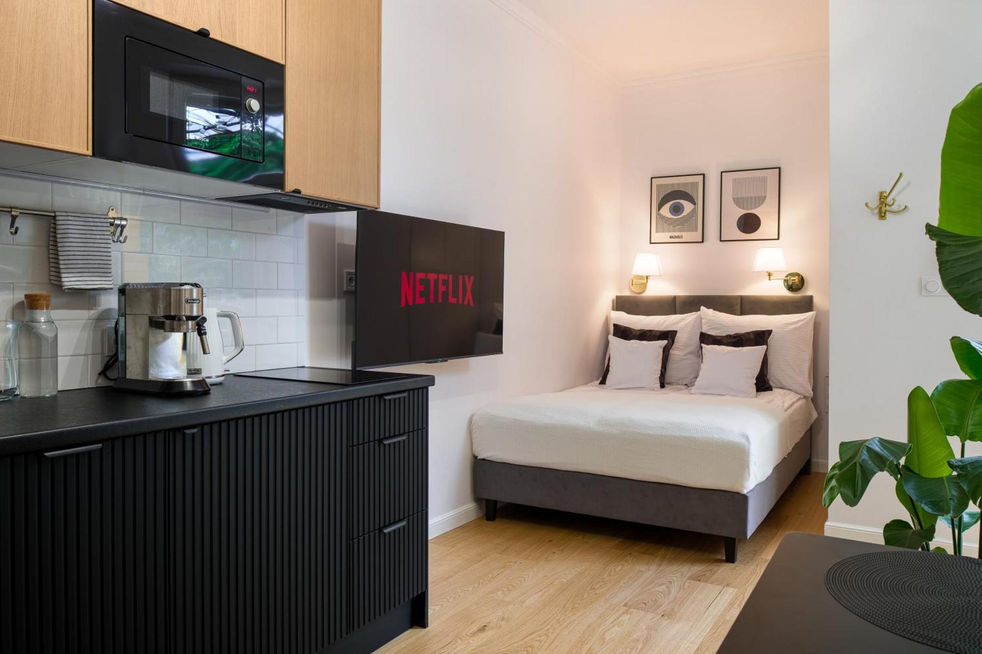 Discover Krakow Apartments - Lubomirskiego St - Classic & Modern - Near Main Station, Netflix And Ac المظهر الخارجي الصورة