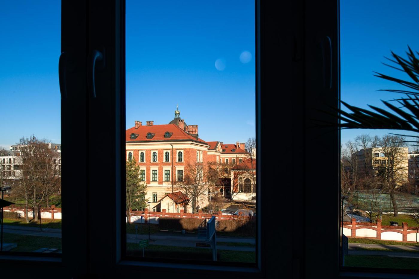 Discover Krakow Apartments - Lubomirskiego St - Classic & Modern - Near Main Station, Netflix And Ac المظهر الخارجي الصورة
